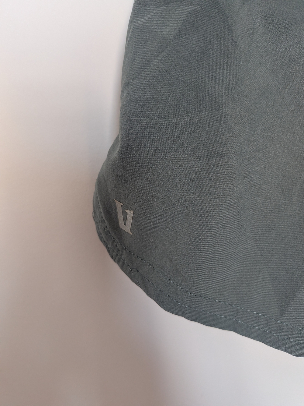 Vuori Athletic Shorts (Lined) — Women's Size M - Picture 3 of 4